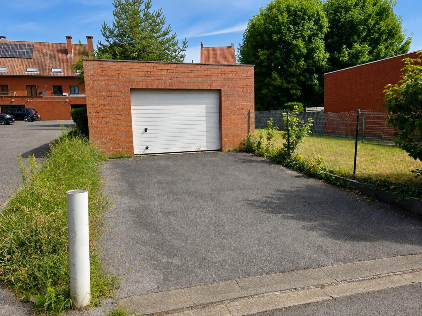 Verrassend volume in het centrum van Aalbeke met ruime garage. - foto 4