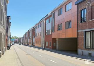 Heverlee: An individual locked garage box in the vicinity of the Philipssite and Park Abbey. In a recent building (2014) with a sectional remote...
