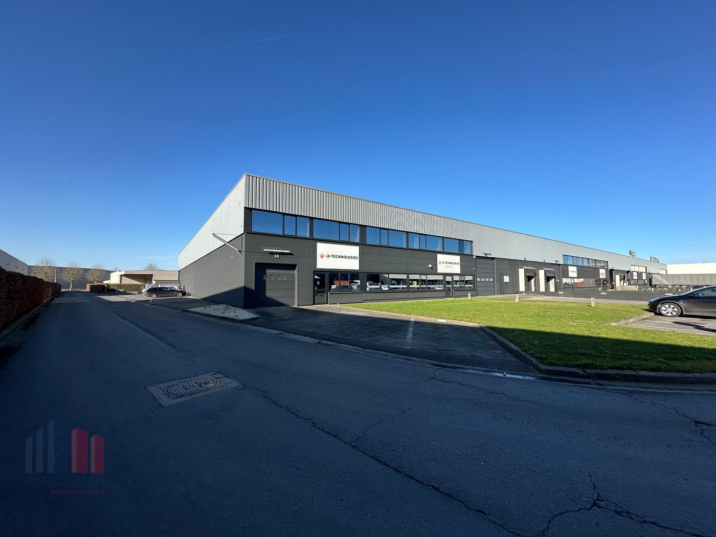 Bedrijfsgebouw te huur langs de E17 in Deerlijk - foto 4