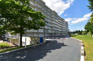 Immo3000 heeft deze autostaanplaats te koop in de Leeuwerikenstraat te Heverlee. Via een slagboom krijg je met een badge toegang tot je eigen...