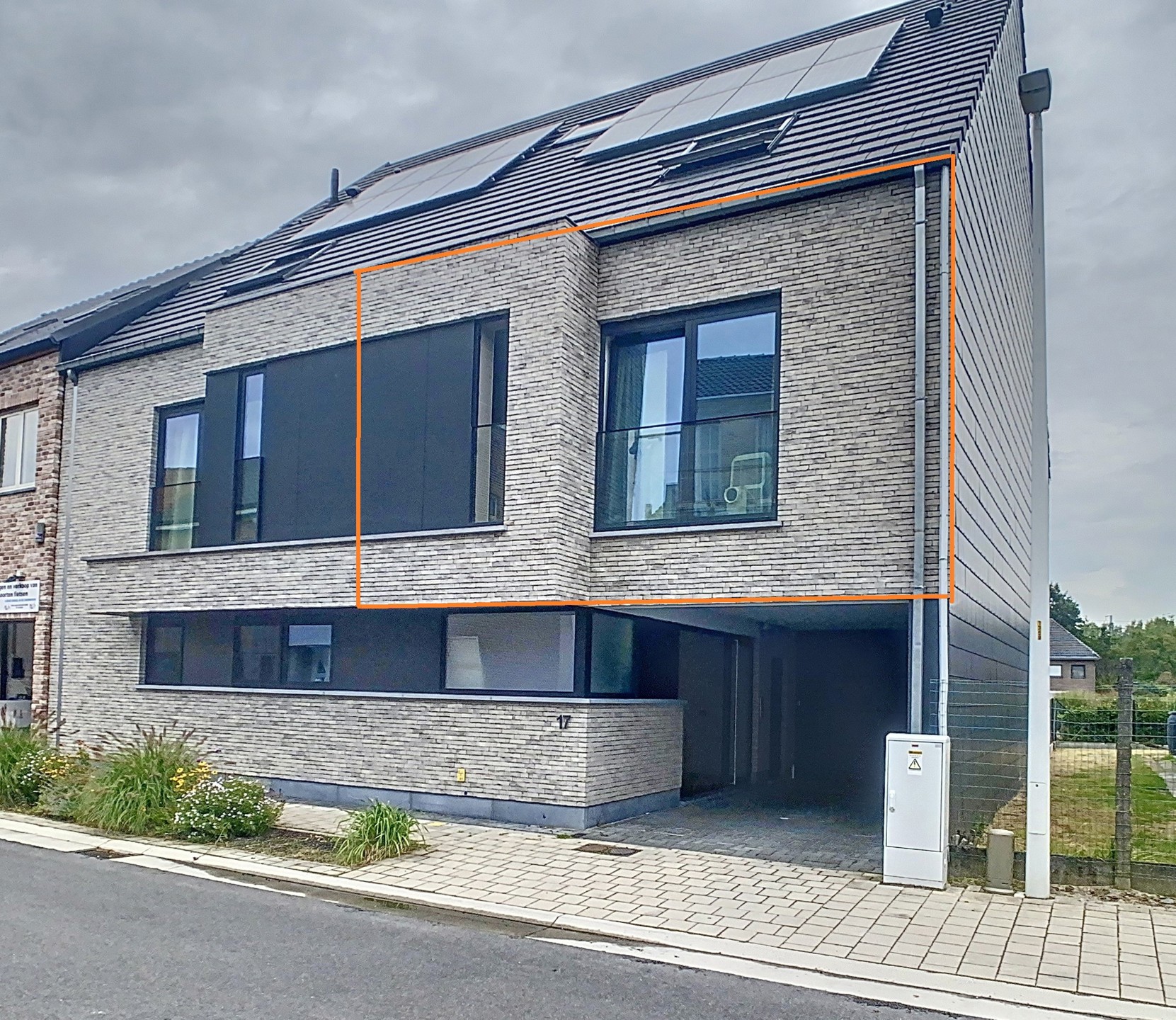 Prachtig appartement met staanplaats te Denderleeuw - foto 1
