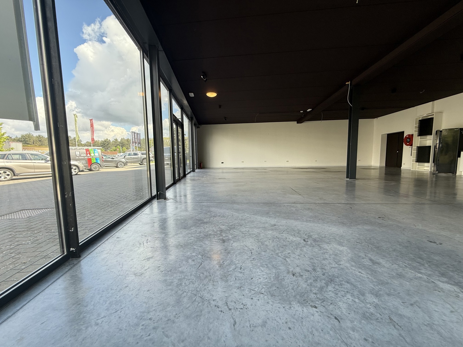 Toonzaal met goede visibiliteit. - foto 2