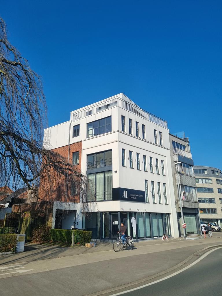 Commercial à louer à Gand - photo 2