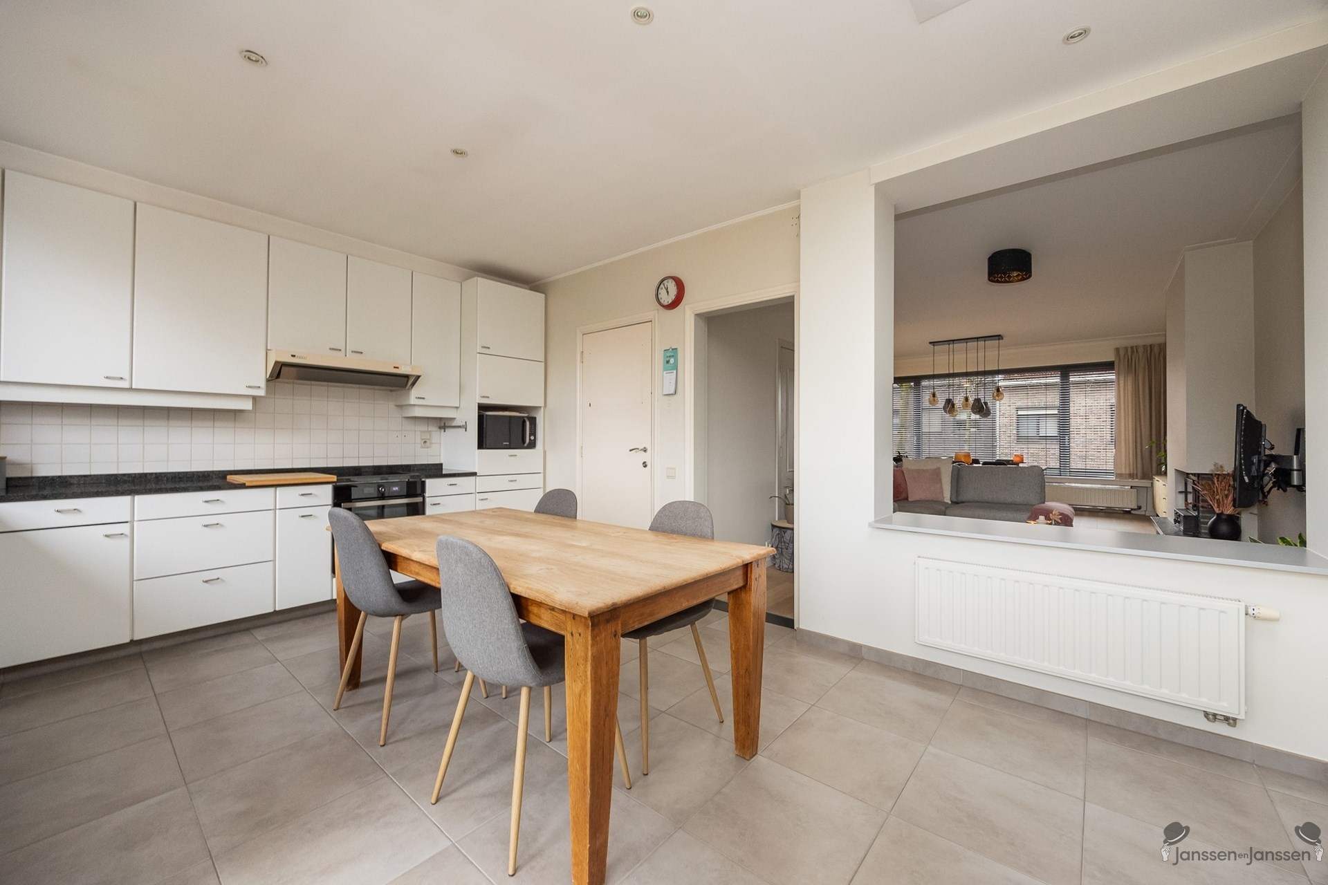 Gezellige woning met 3 slaapkamers en tuin in centrum Brasschaat - foto 4