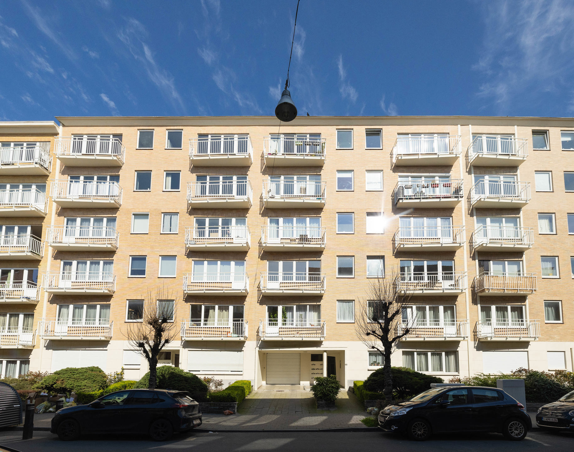 Chic en lichtrijk wonen in het hart van een gegeerde wijk - foto 3