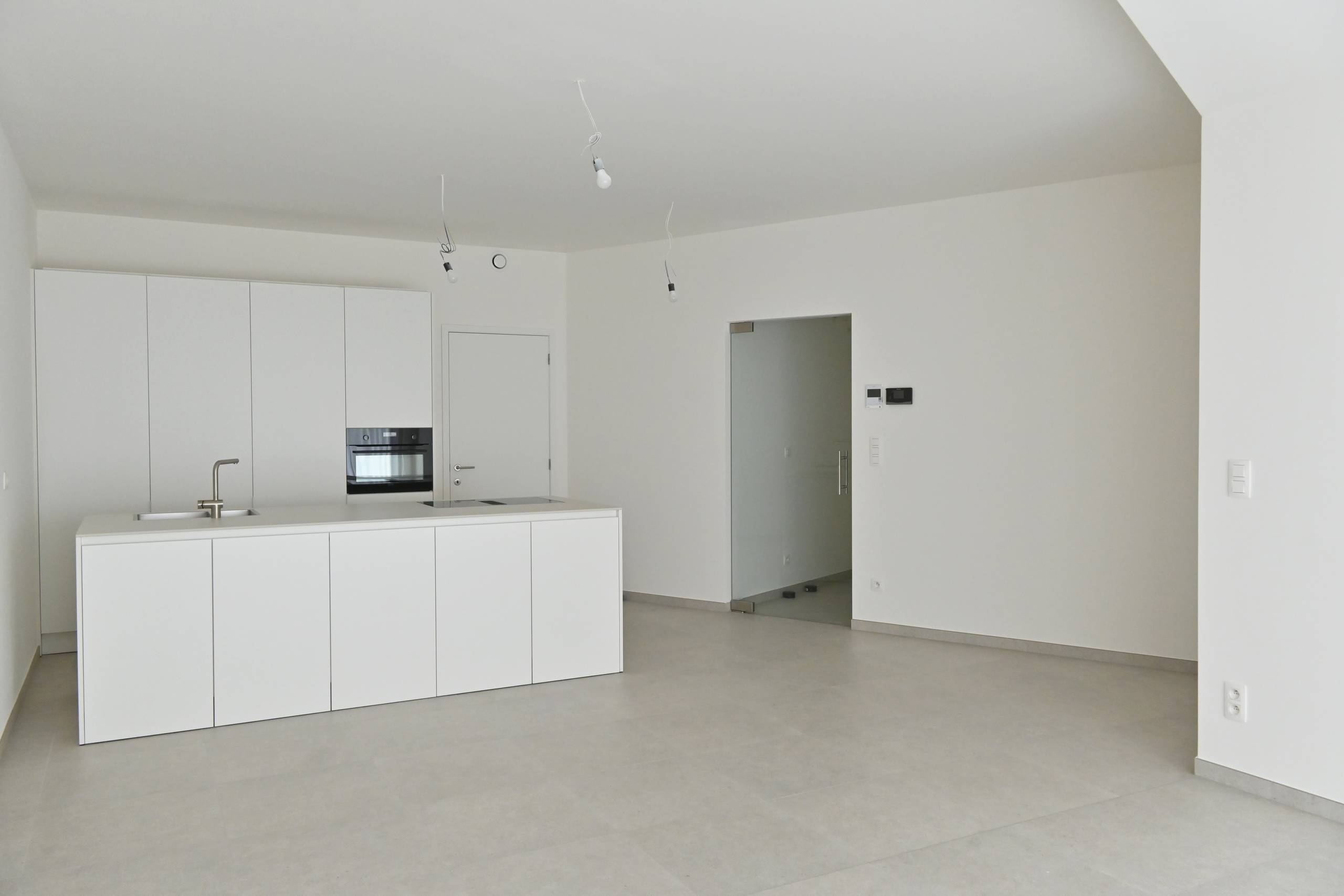 Uniek nieuwbouwappartement met 1 slaapkamer en tuin. - foto 4