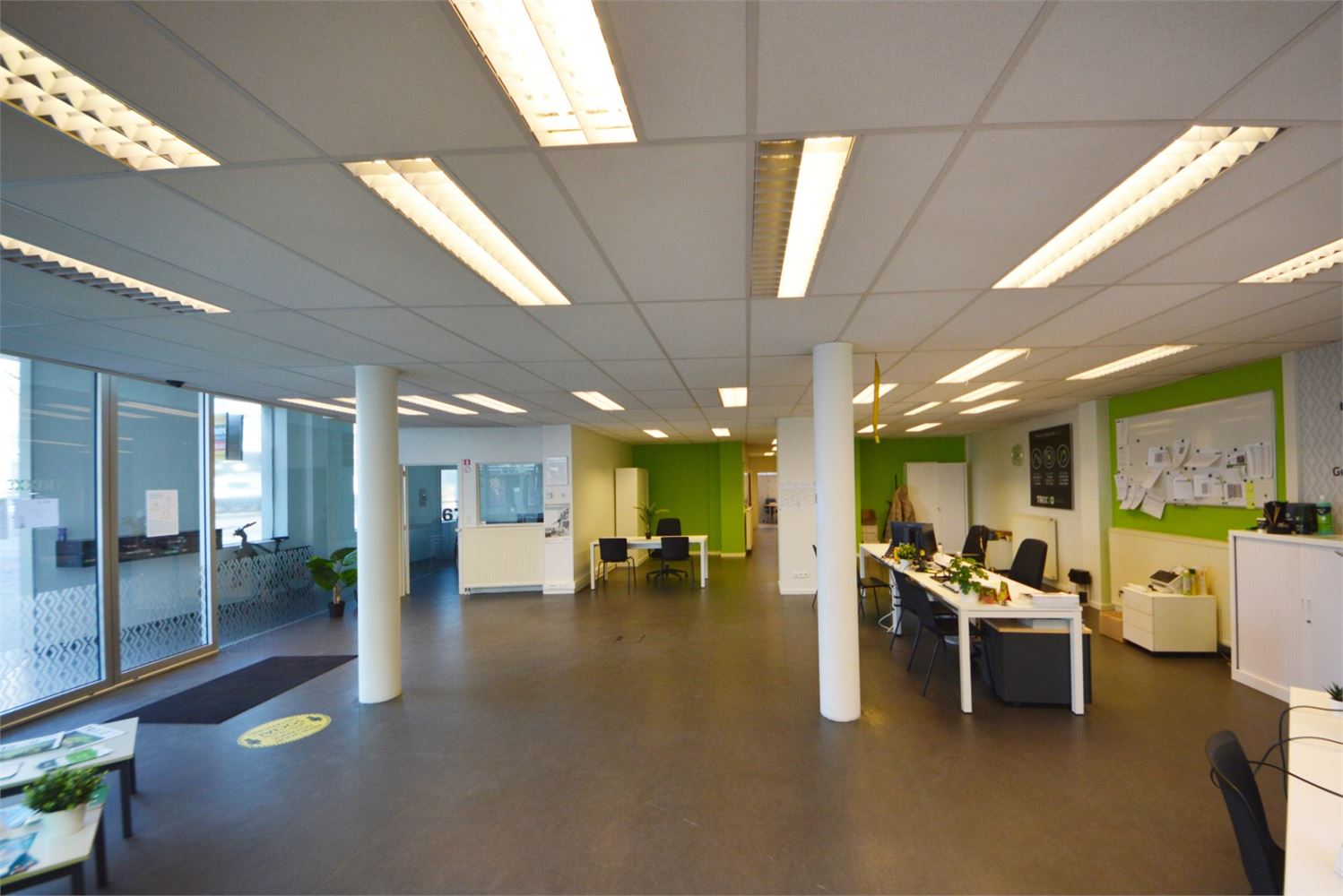 Commercial à louer à Alost - photo 5