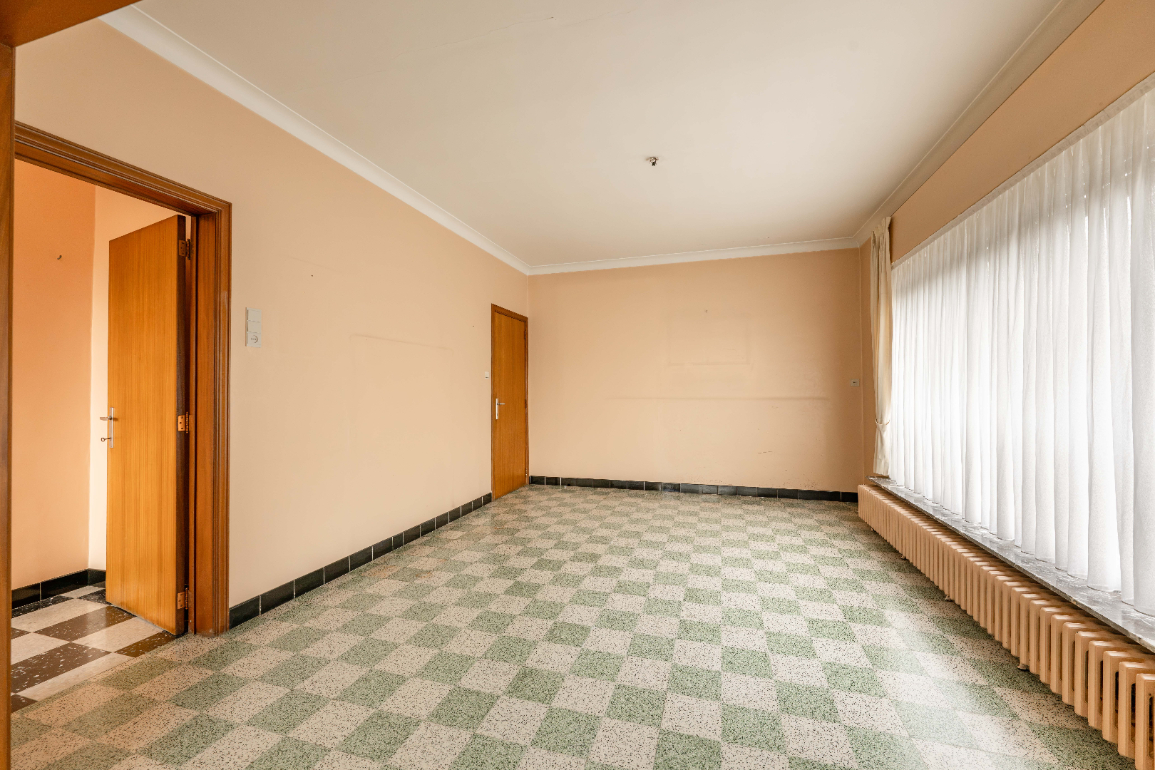 RUIME WONING MET LANDELIJK ZICHT VLAKBIJ CENTRUM EGEM - foto 5