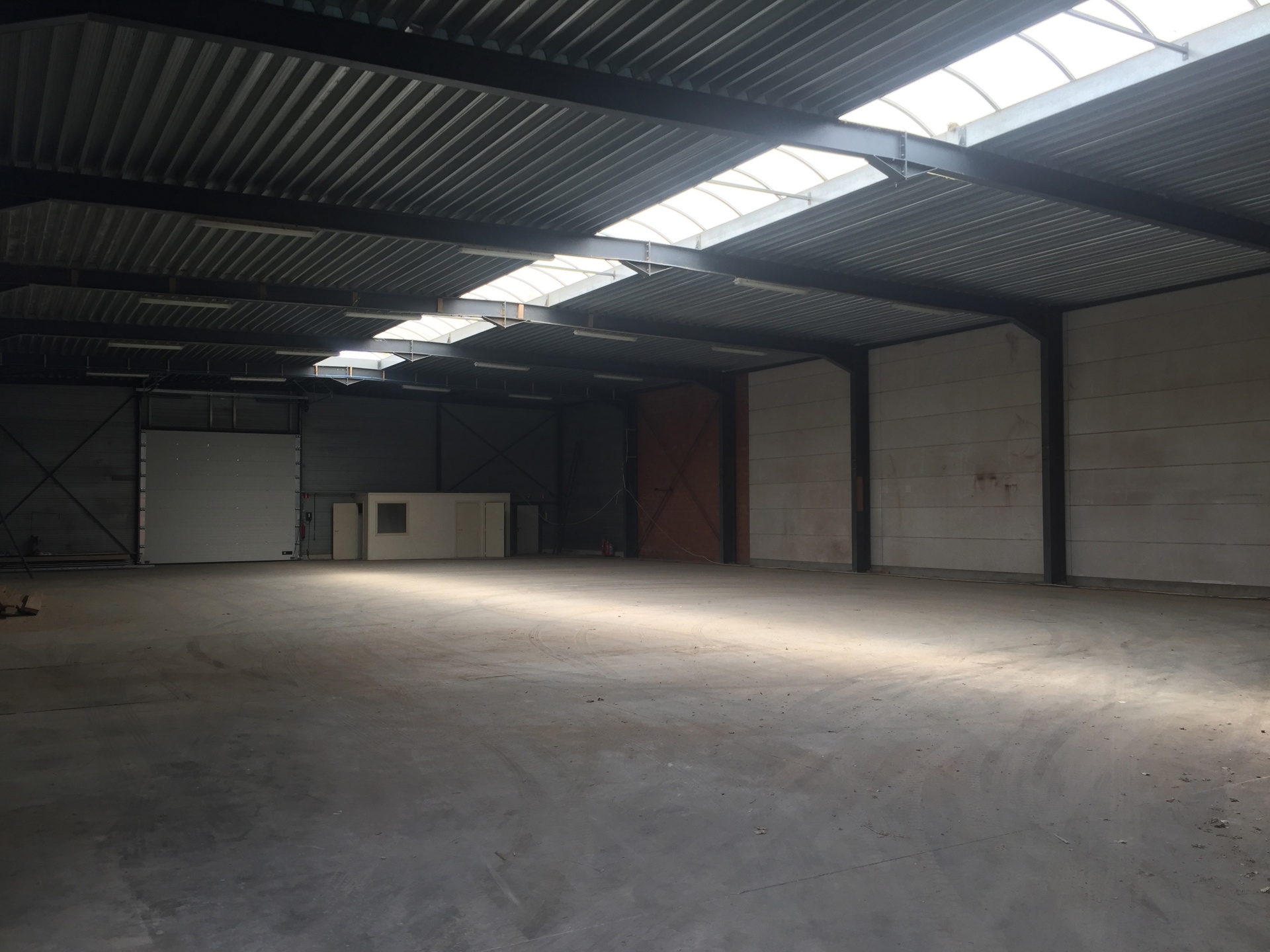 Commercial à louer à Lint - photo 3