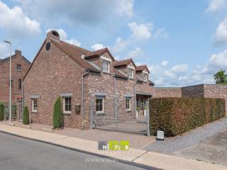 CHARMANTE VRIJSTAANDE WONING MET PRACHTIG ZWEMBAD OP EEN PERCEEL VAN 7A86CA TE DILSEN-STOKKEM (LANKLAAR)ADRES- Rachels 18, 3650...