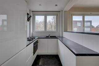 Dit lichtrijk 2-slaapkamerappartement met terras is gelegen op wandelafstand van het populaire Te Boelaerpark in Borgerhout. Je geniet hier...