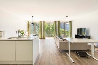 Residentie Eiland is een nieuwbouwproject van 2016 met 28 stijlvolle appartementen en 3 commerciële ruimtes, gelegen op een toplocatie met...