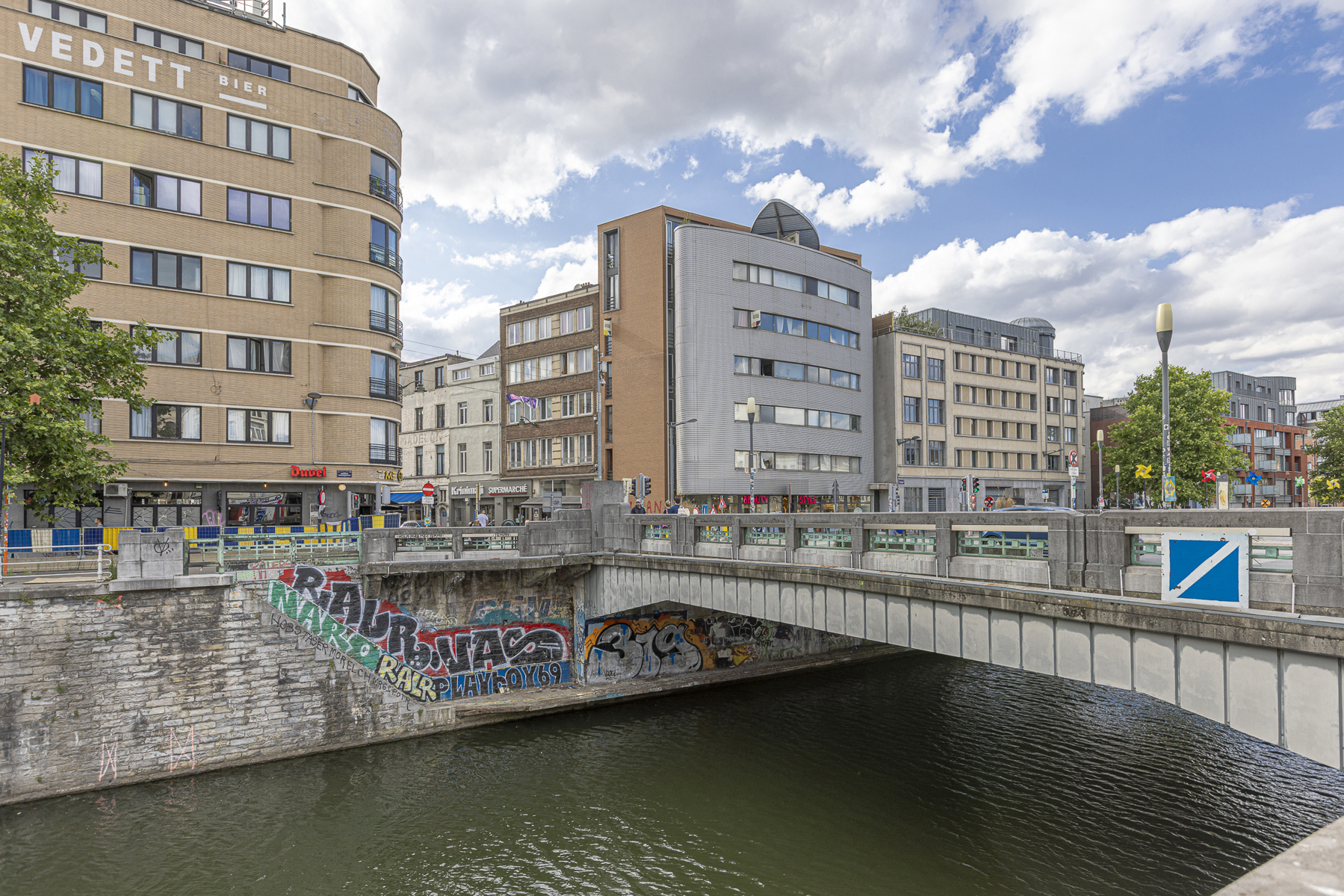 Apartment for sale in Molenbeek-Saint-Jean with 5 bedrooms - photo 3