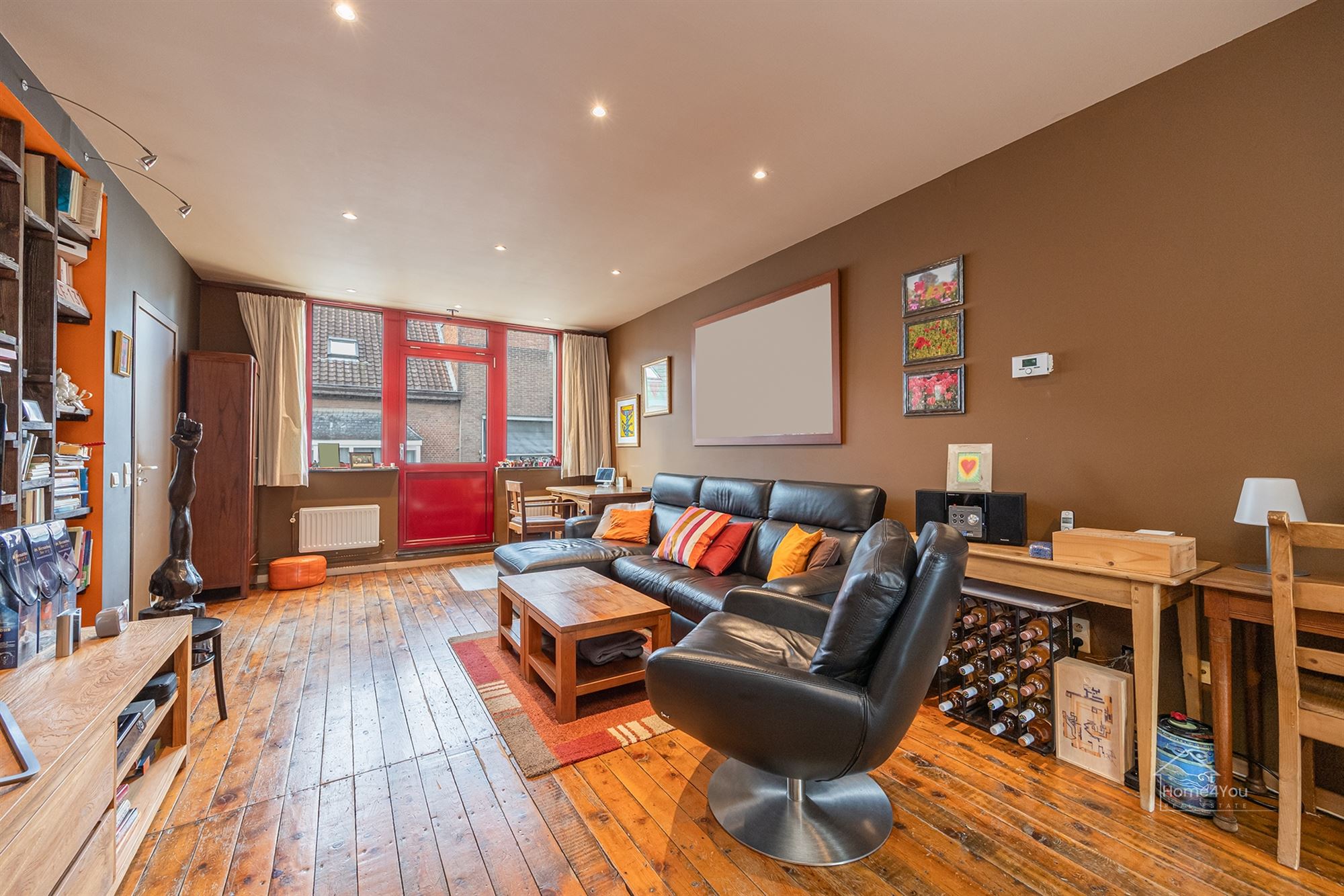 Veelzijdig handelshuis met ruim duplex appartement - foto 3