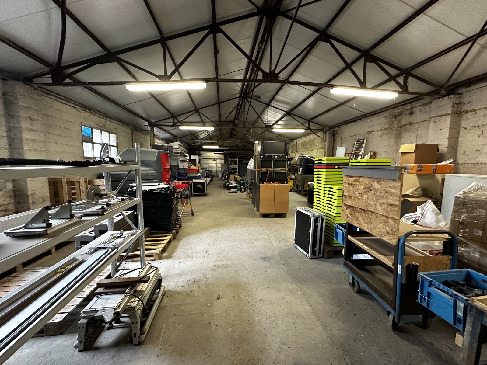 Commercial for rent in Aalter - photo 2