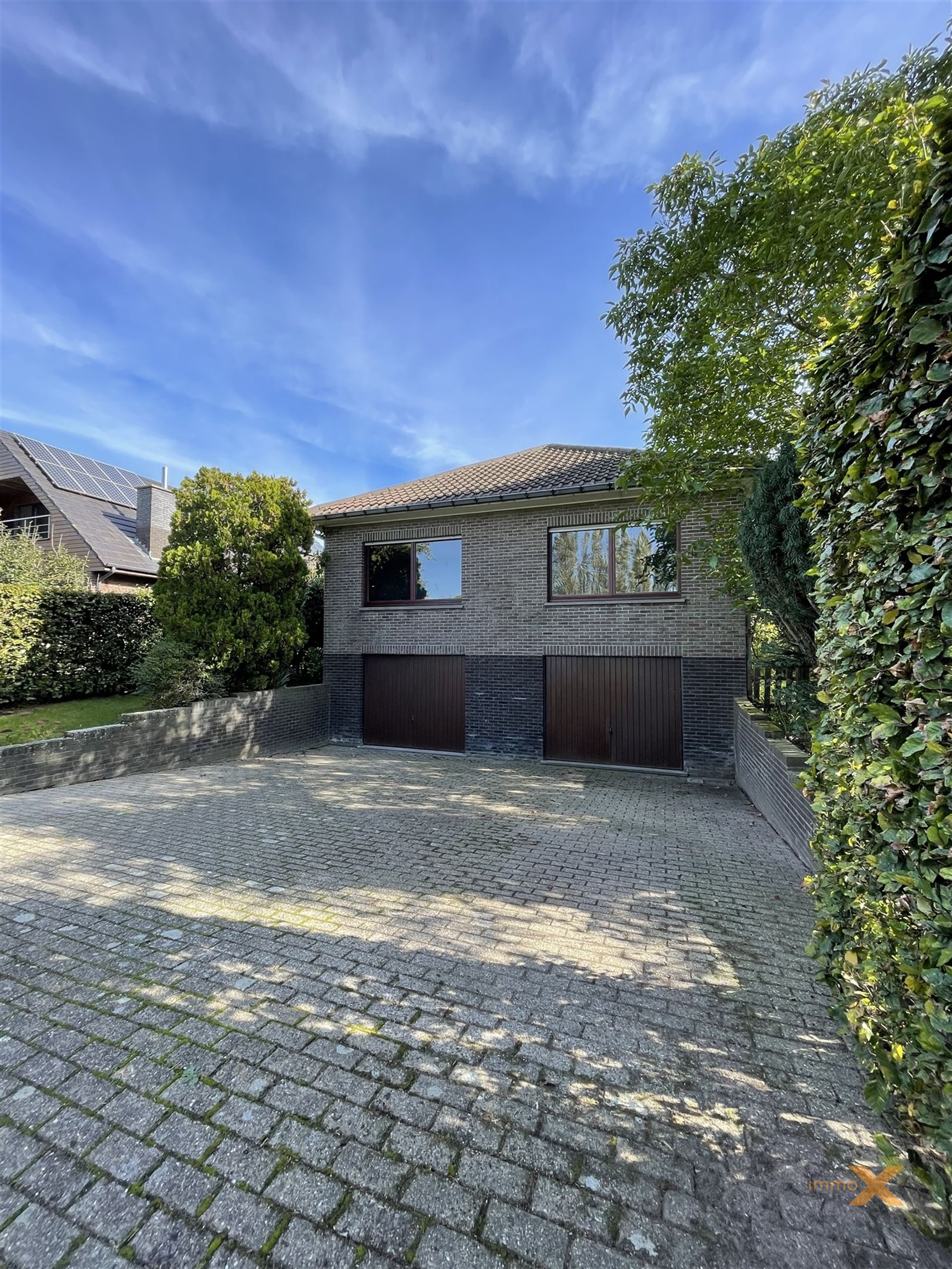 RUIME, RUSTIG GELEGEN VILLA MET DUBBELE GARAGE EN TUIN!!! - foto 3