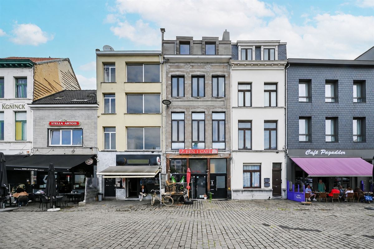Commercial for sale in Antwerp with 4 bedrooms - photo 1