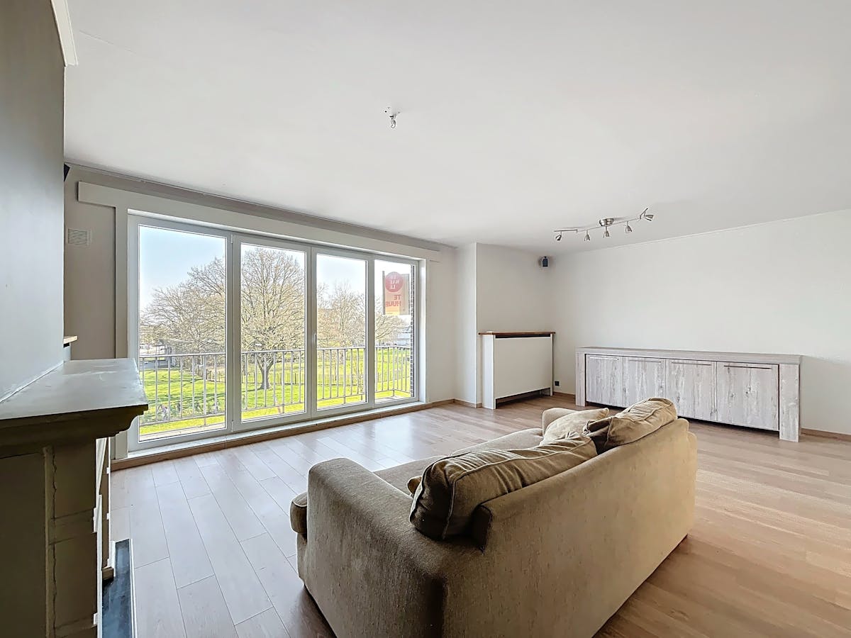 Spacieux appartement de deux chambres à louer à Astene - photo 2