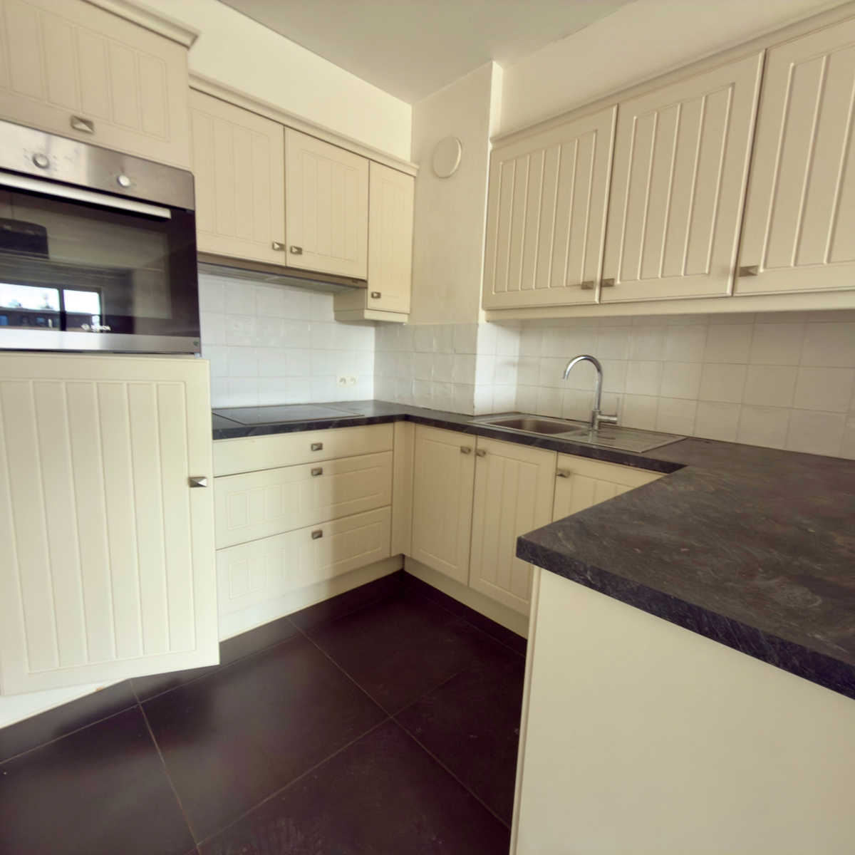 Appartement te huur in Turnhout met 2 slaapkamers - foto 2