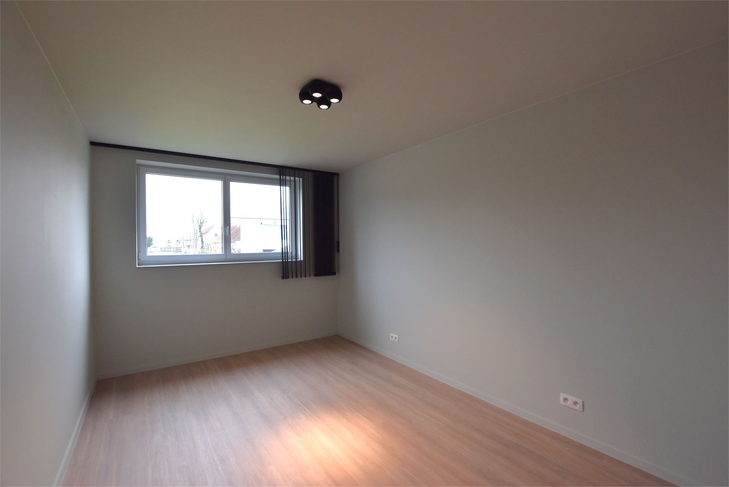 Recent appartement - 2 slpks - 2 staanplaatsen - foto 5