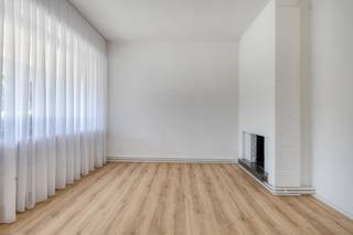 Gelijkvloers 1-slaapkamerappartement naast het Scherdemaalpark in AnderlechtDit gerenoveerde gelijkvloers appartement met 1 slaapkamer is gelegen in...