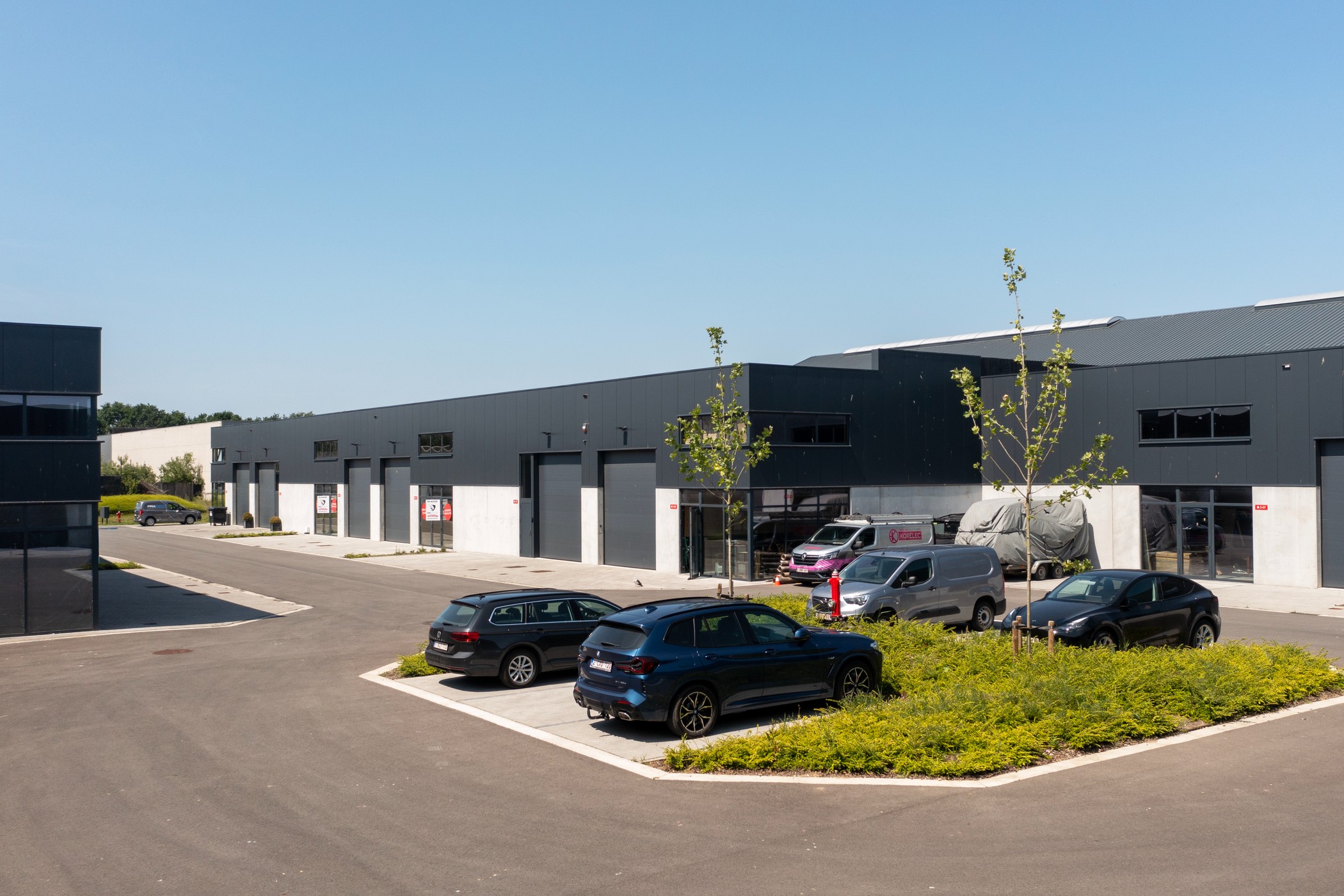 Nieuwbouw KMO-unit 215 m² – Moen - photo 2