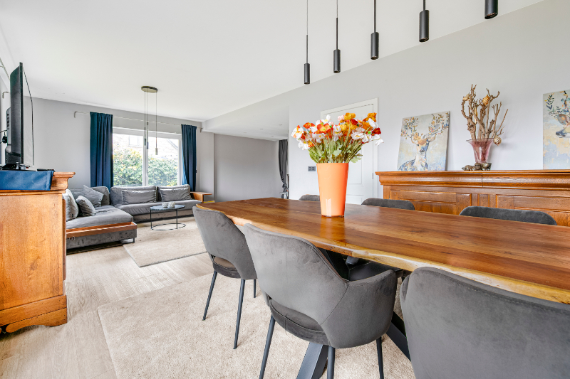 RUIME ALLEENSTAANDE WONING - 6 SLAAPK - 3 BADKAMERS - 2 BURELEN - photo 4