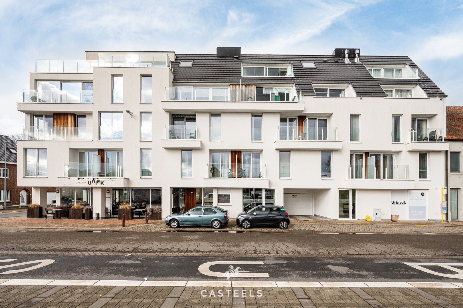 Assistentieflat met zonneterras in het hart van Beernem - foto 2