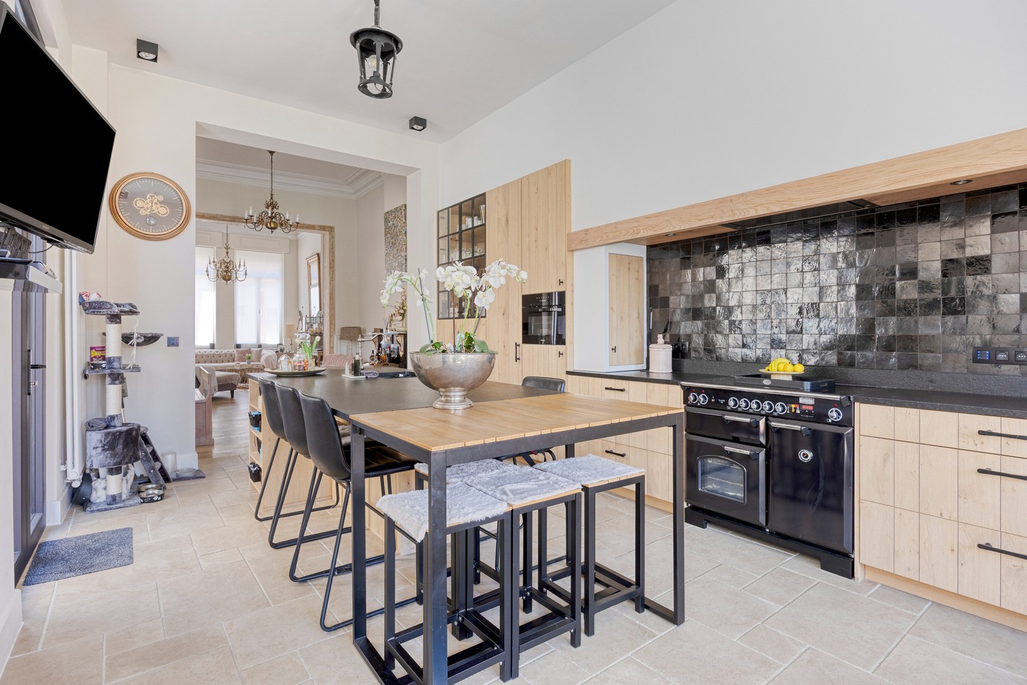 Exclusief herenhuis pal in het centrum - foto 4