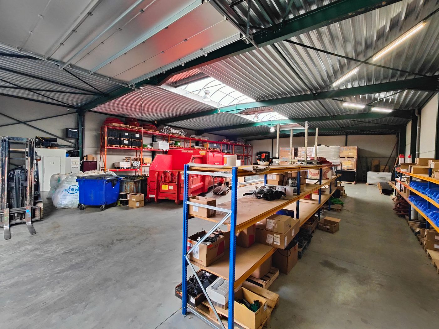 570 m² opslagruimte langs Kortrijksestraat (N50) - foto 3