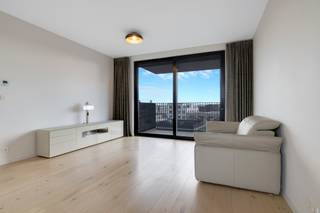 Ben je op zoek naar een recent 2-slaapkamer appartement in de Regattawijk op Linkeroever? Lees hier dan zeker even verder!Het recente bouwjaar en...