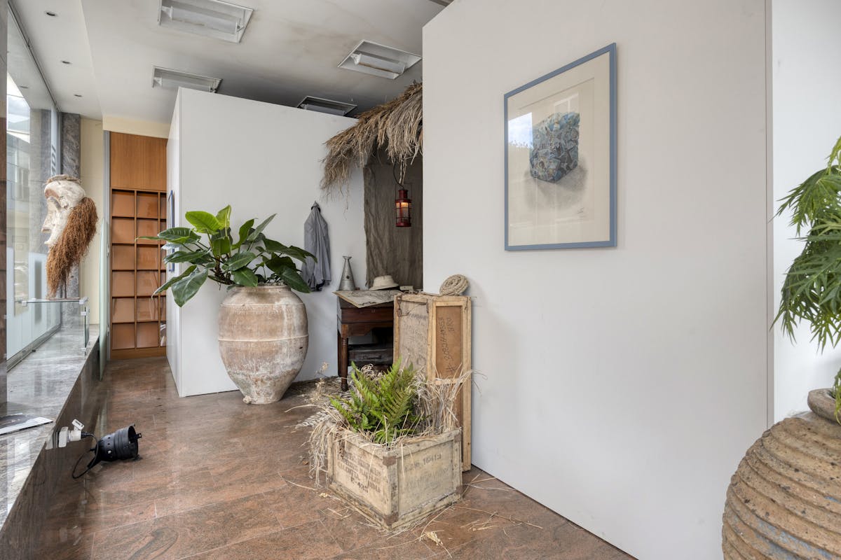 Te renoveren opbrengsteigendom met 3 appartementen en handelspand in Antwerpen - foto 4