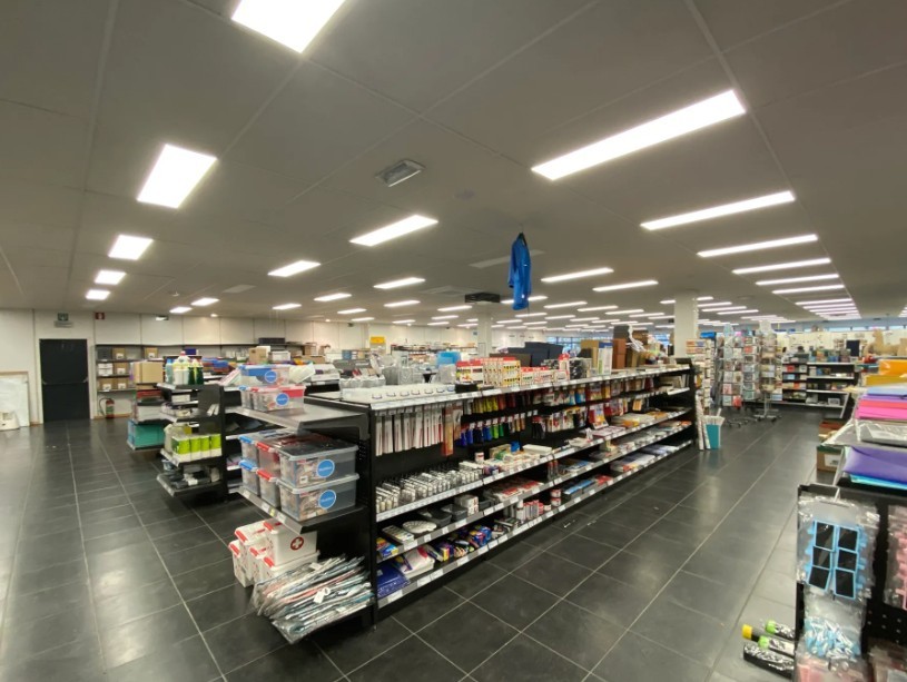 Handelspand te huur tegenover Delhaize Izegem – ca. 650 m² - foto 3