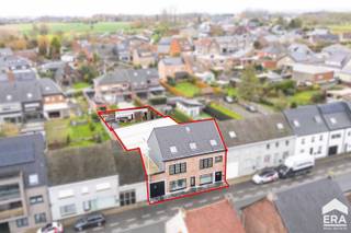 [[ DIT PAND NEEMT DEEL AAN DE ERA OPEN HUIZEN DAG OP 6/12 VAN 14:30 TOT 15:30 ]]Ben je op zoek naar een gerenoveerde woning (304m²) met 4...