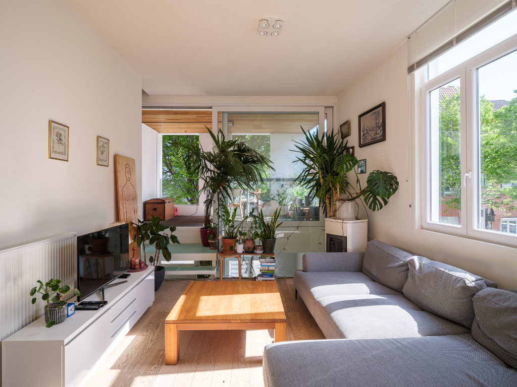 Hoekwoning met aangenaam volumespel, 3 slaapkamers, aparte fietsenberging en twee zongerichte terrassen, gelegen in de omgeving van Portus Ganda. - photo 3