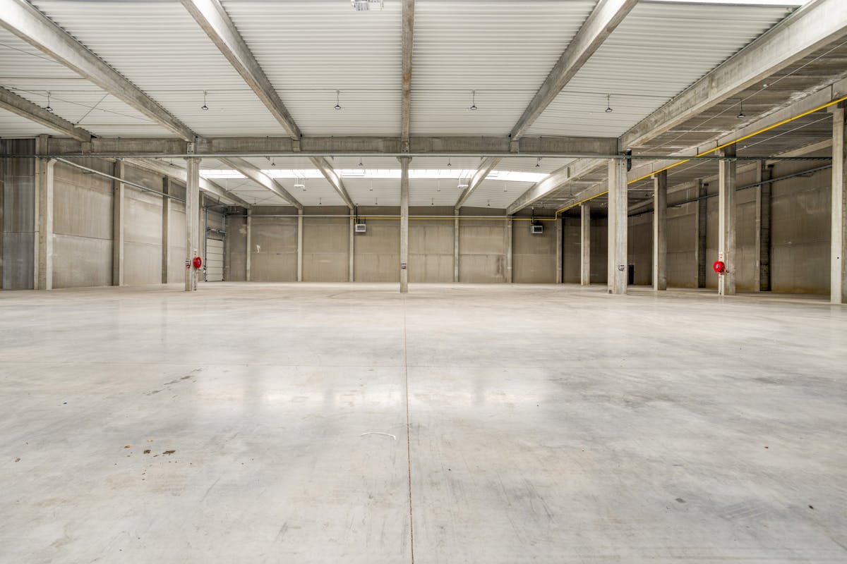 Bâtiment de locaux professionnels à louer à Deerlijk - photo 4