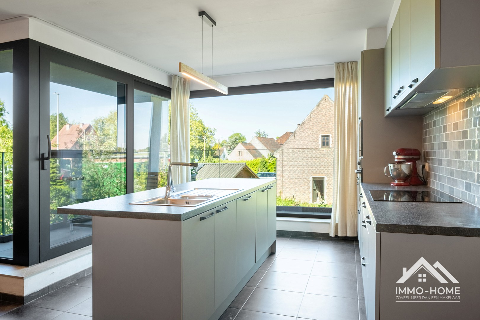 Instapklaar modern appartement met autostaanplaats - foto 4