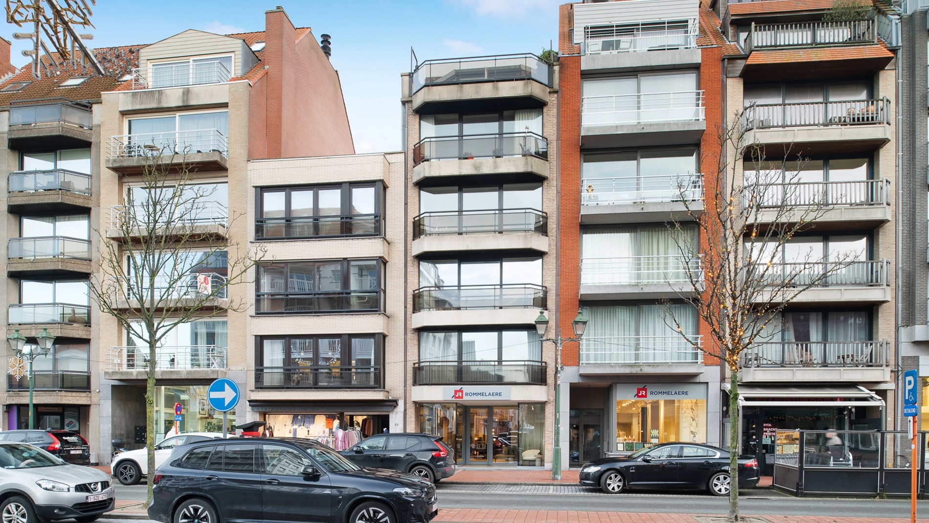 Appartement met 2 slaapkamers in de Lippenslaan te koop - foto 1