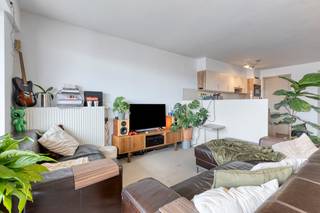 Dit instapklare appartement combineert een nette afwerking met een logische indeling. Gelegen op de vijfde verdieping geniet u van rust,...