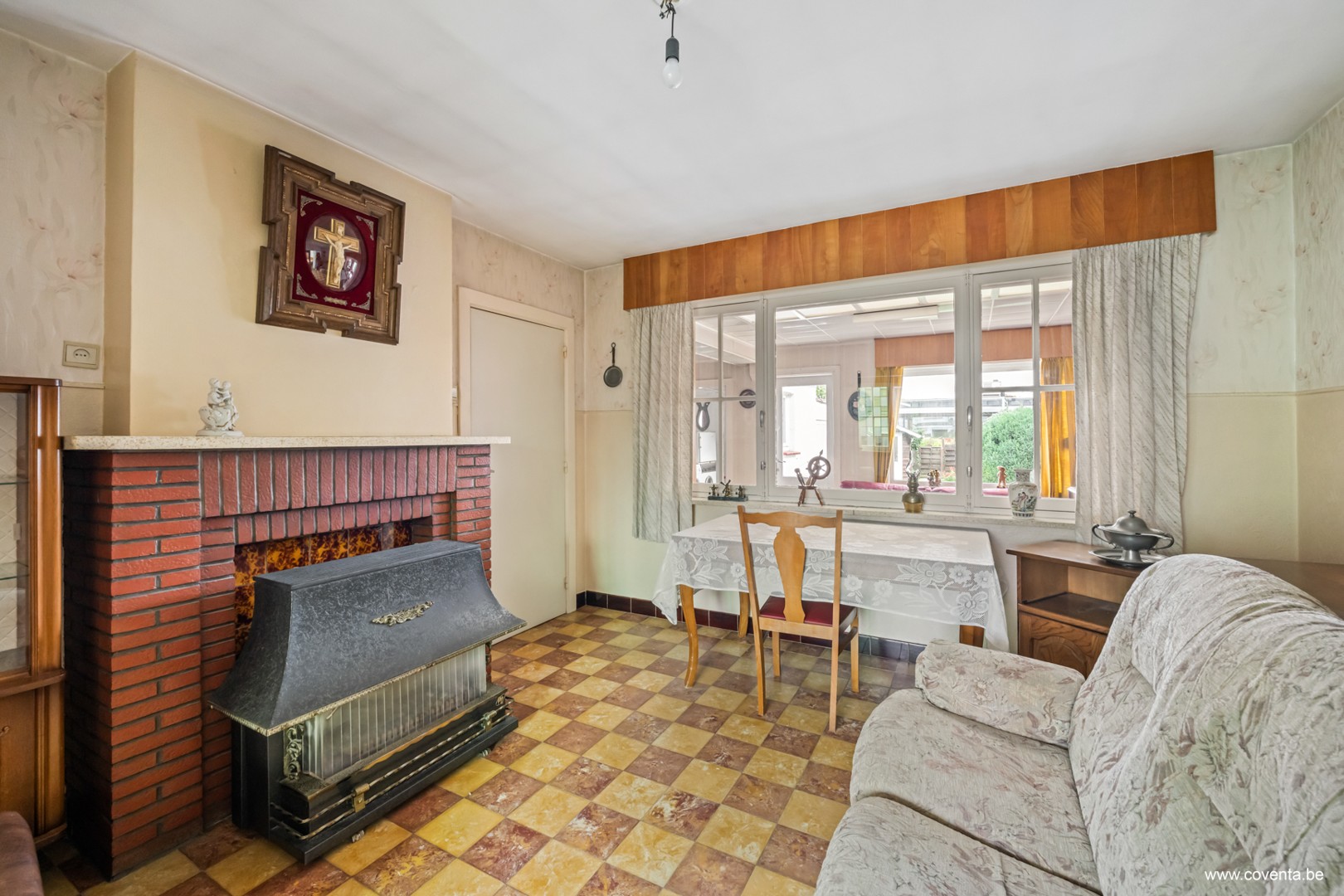 Maison familiale à rénover avec 4 chambres et jardin près du centre de Roulers - photo 3