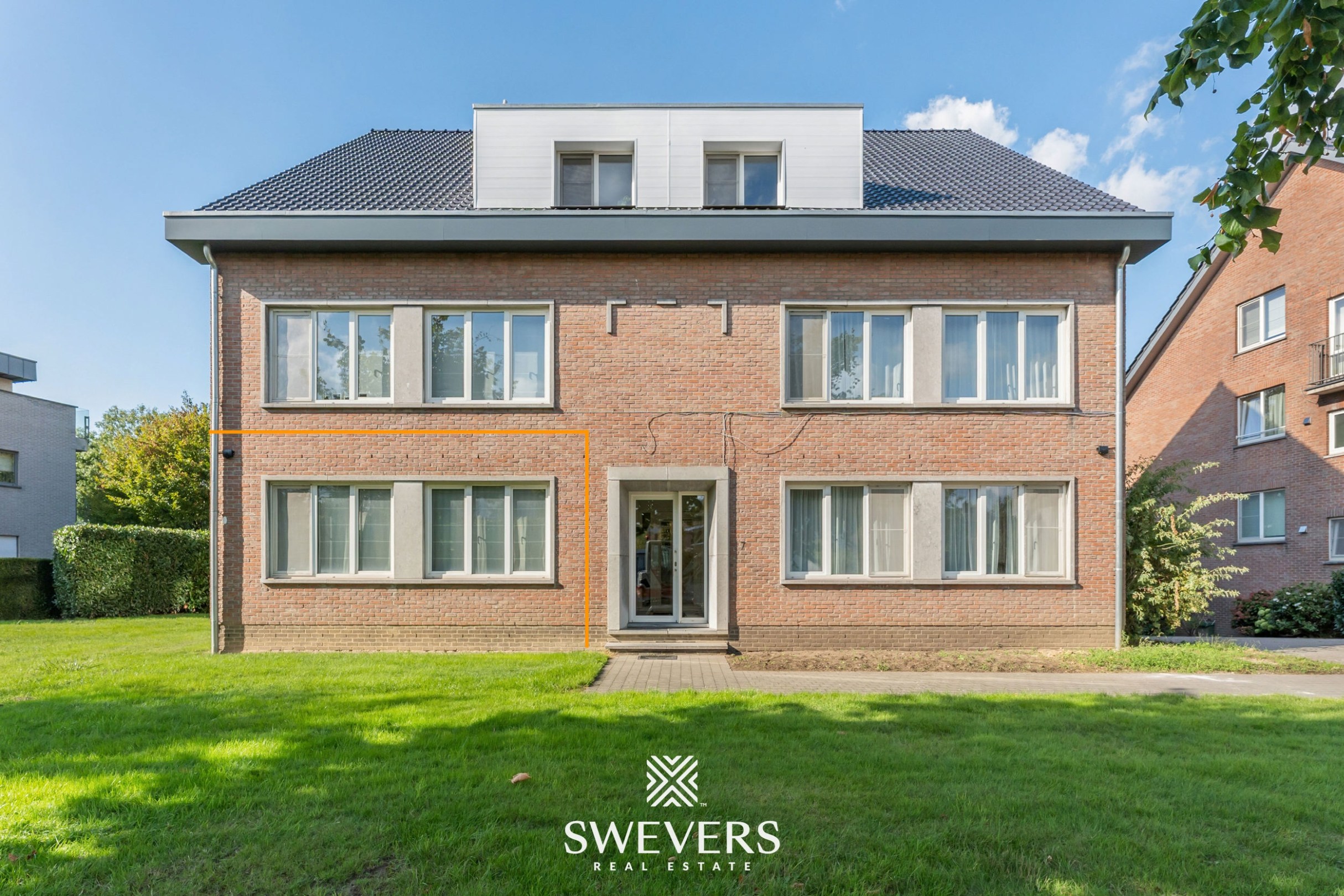 Ruim gelijkvloers 3-slaapkamerappartement inclusief autostaanplaats en kelderberging nabij Hasselt-centrum - foto 1