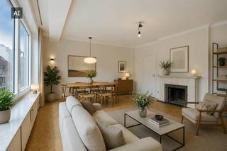 Indeling: - inkomhal met gastentoilet- lichtrijke leefruimte met grote raampartijen- ingerichte keuken- balkon - 2 slaapkamers- badkamer met lavabo, ligbad en aansluiting voor wasmachineInbegrepen in de prijs: - ondergrondse autostaanplaats en kelderbergingTroeven: - EPC label B- Gelegen in centrum Kortrijk- Vernieuwde raampartijen in aluminium (2017)Wens je graag een bezoek aan dit appartement? Neem contact op met Sarah - 0493 25 46 80 - sarah.hanson@dewaele.comBestuursmaatregelen in het maatregelenregister: neeDeze AI-visualisaties zijn bedoeld als inspiratie. Er werd geen rekening gehouden met technische specificaties, stedenbouwkundige voorschriften of de concrete mogelijkheden tot realisatie.