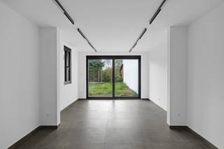 Entièrement rénové en 2025Aménagement spacieuxConfort sur mesureHabitat économe en énergie - label EPC A avantageuxConstruction semi-ouverte avec vue...