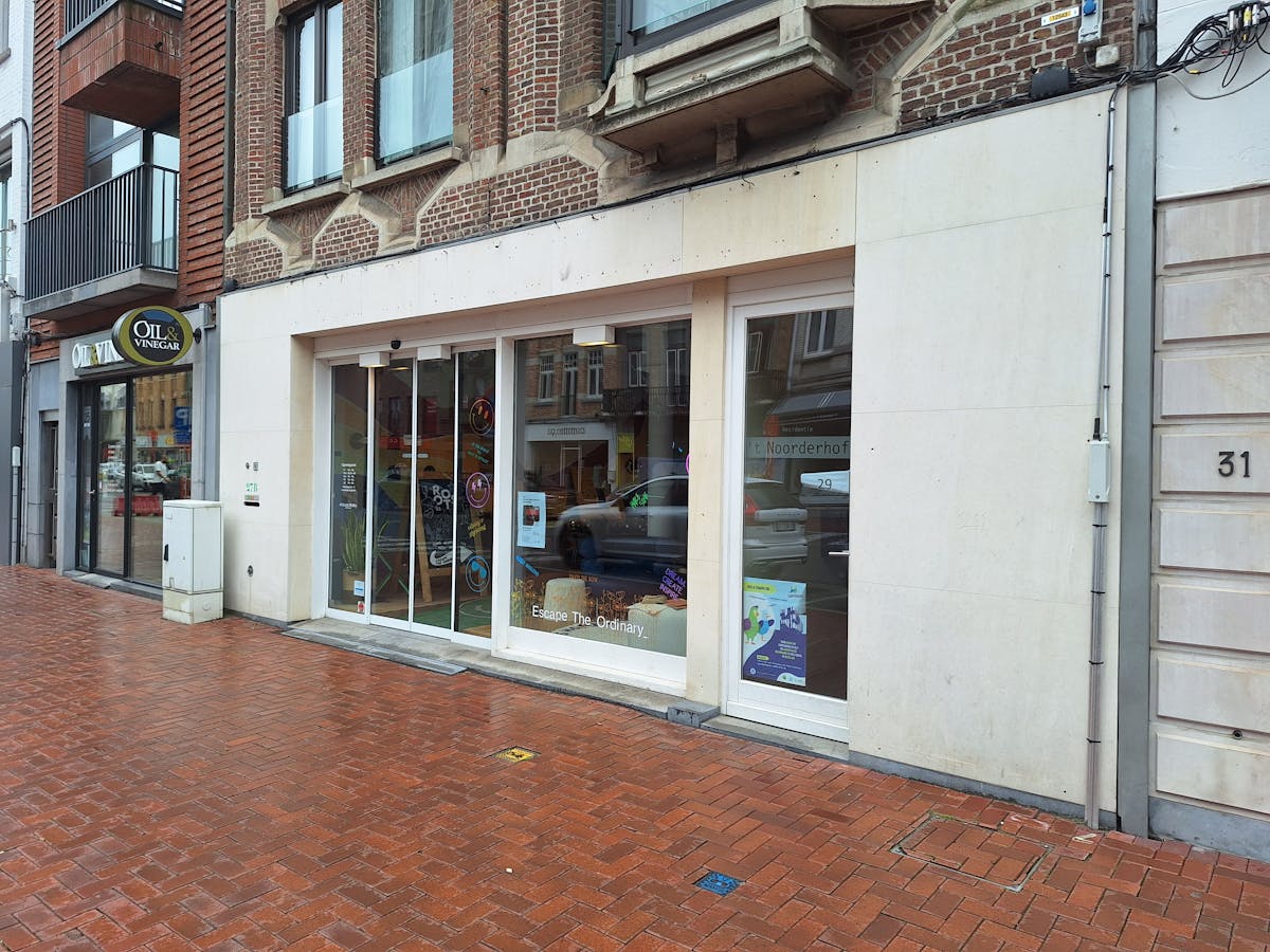 Commercial property with garages for sale in the center of Roeselare - photo 1