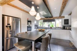Uniek 'co-living' woonconcept dat privacy, betaalbaarheid en gemeenschap combineert.Ontworpen voor jonge professionals, alleenstaande ouders,...