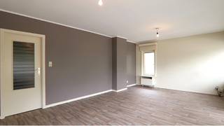 Comfortabel en praktisch 2-slaapkamerappartement met GARAGE en balkonterras op een interessante ligging in Sint-Michiels, dichtbij het station en...