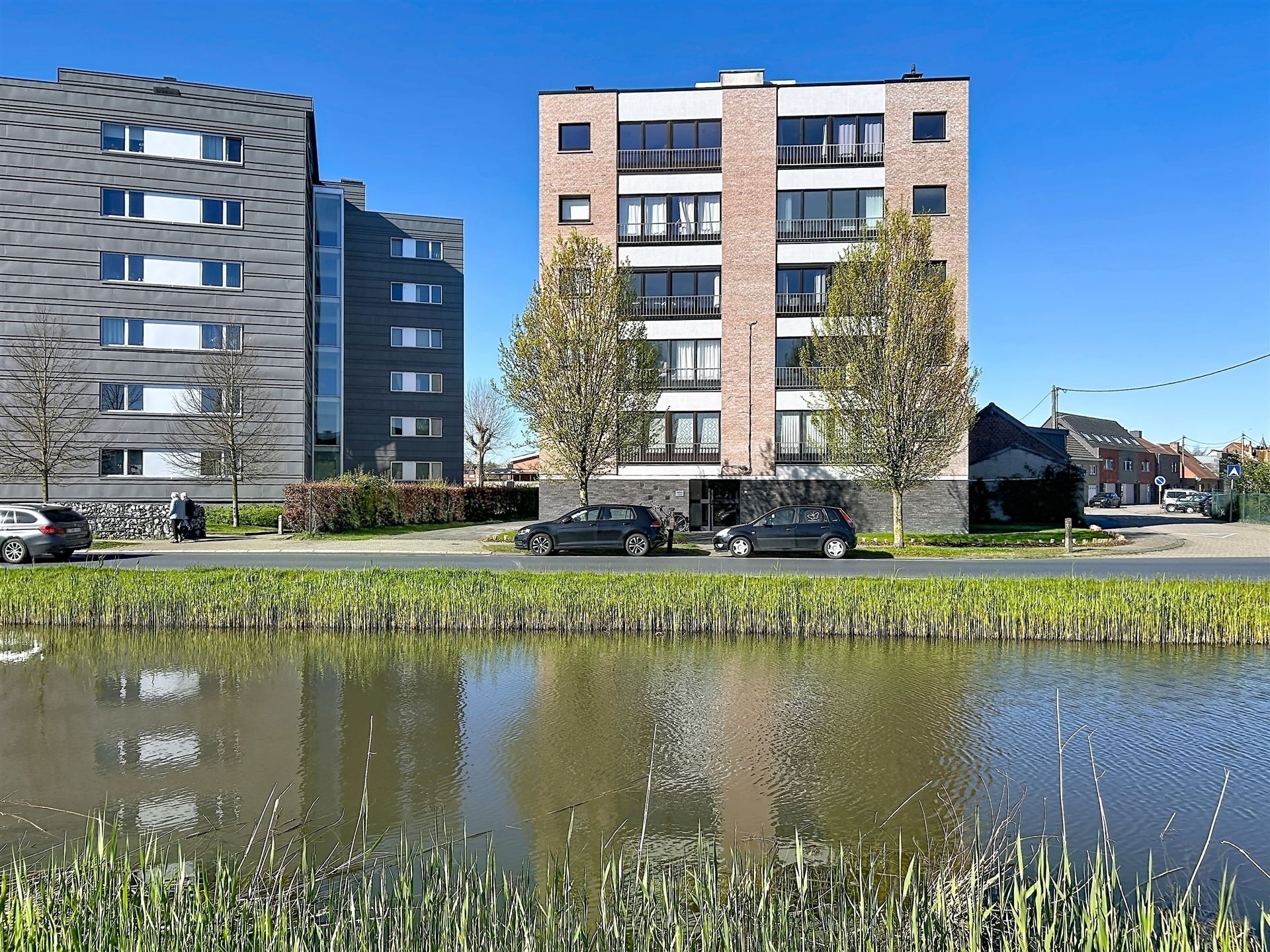 Appartement à vendre à Ypres avec 3 chambres - photo 2