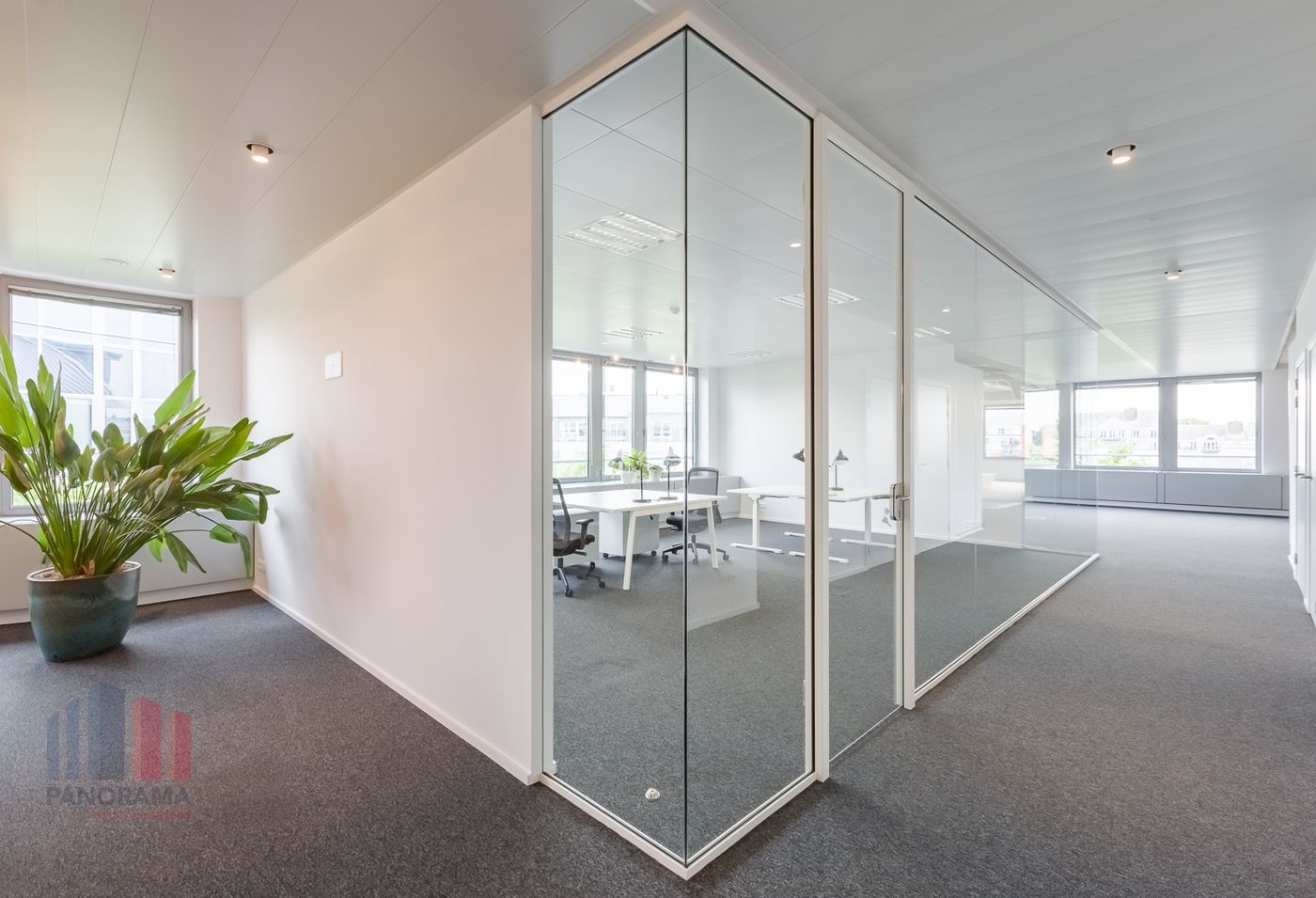 Kantoor van 250 m² op 2 min van de R0 te Jette - foto 2