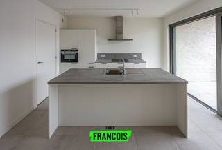 Dit prachtige nieuwbouwappartement op de tweede verdieping, maakt deel uit van Project Burenberg, gelegen in de rustige Kaboutermansstraat.Dankzij de...