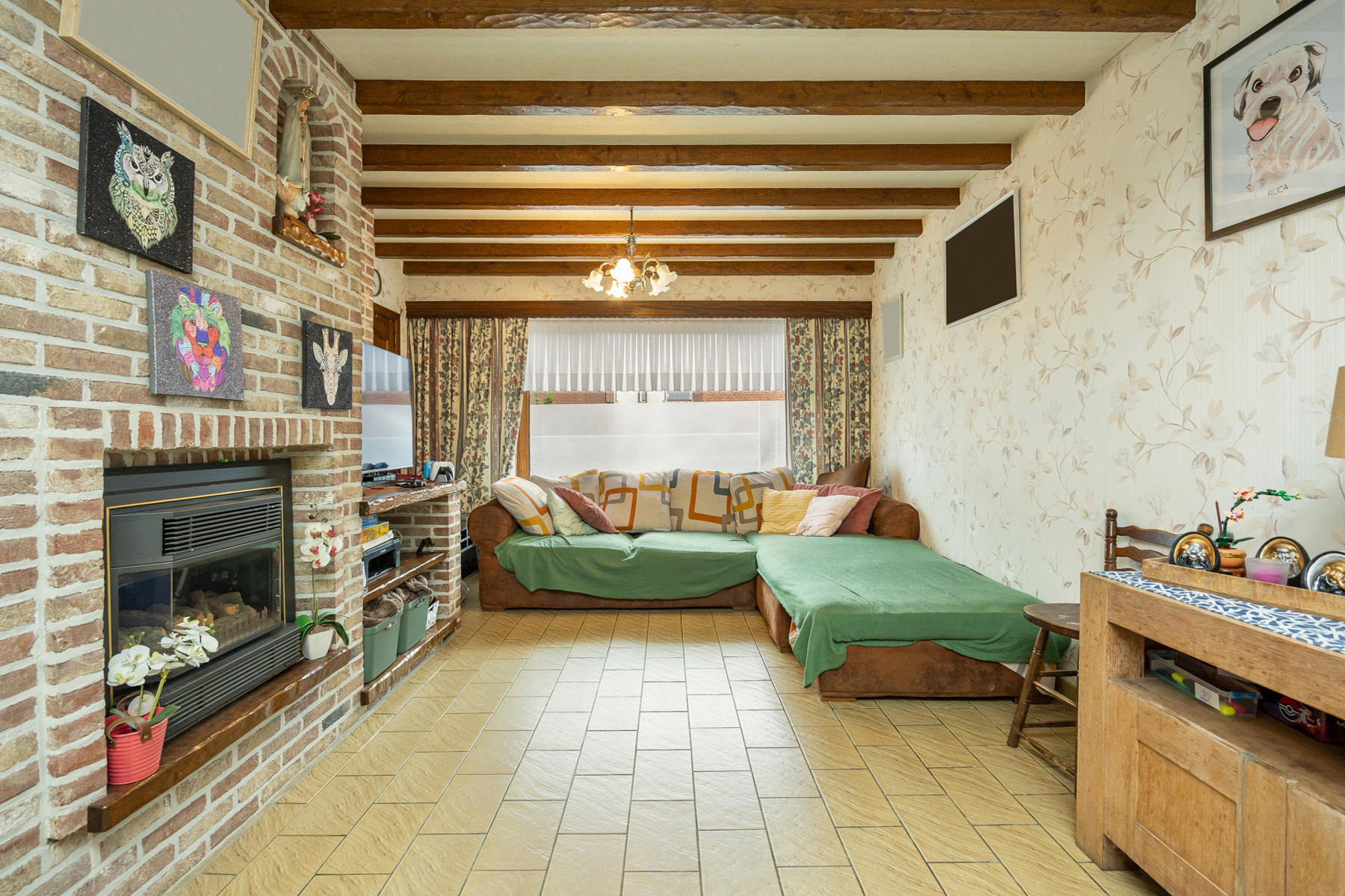 Charmante woning met drie slaapkamers. - foto 3